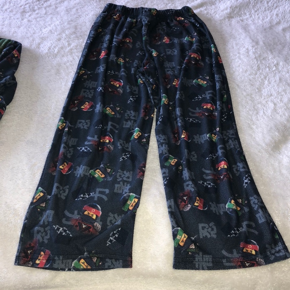 Boys LEGO ninjago two piece pajama set - Picture 3 of 6